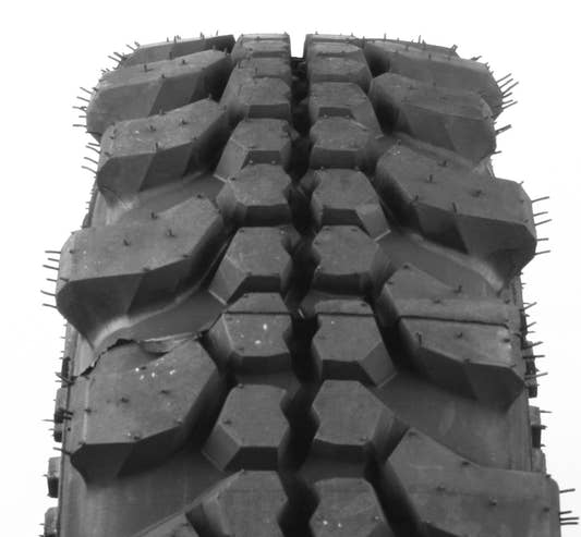 Insa Turbo Special Track 235/75 R15 105Q runderneuert