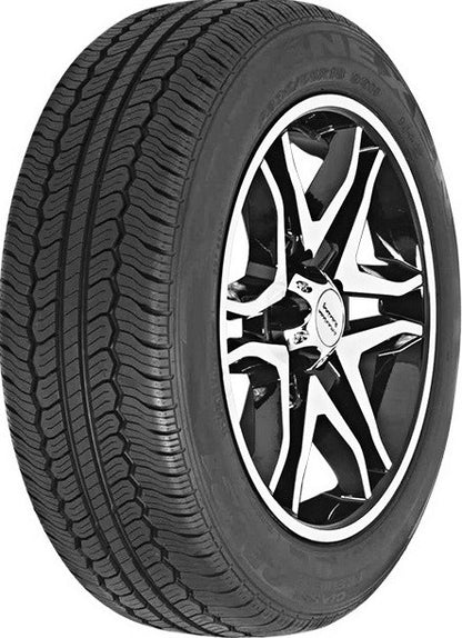 Nexen CP 521 215/70 R16 108/106T