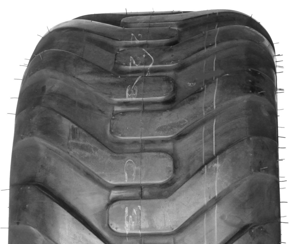 BKT Skid Power 8PR 10.00-16.5 116A8 – Bild 2