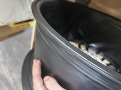 Etabeta Medusa black matt - DEMO1 Alufelge 9x20 Zoll ET40 LK 5x120 ML64.1 – Bild 4