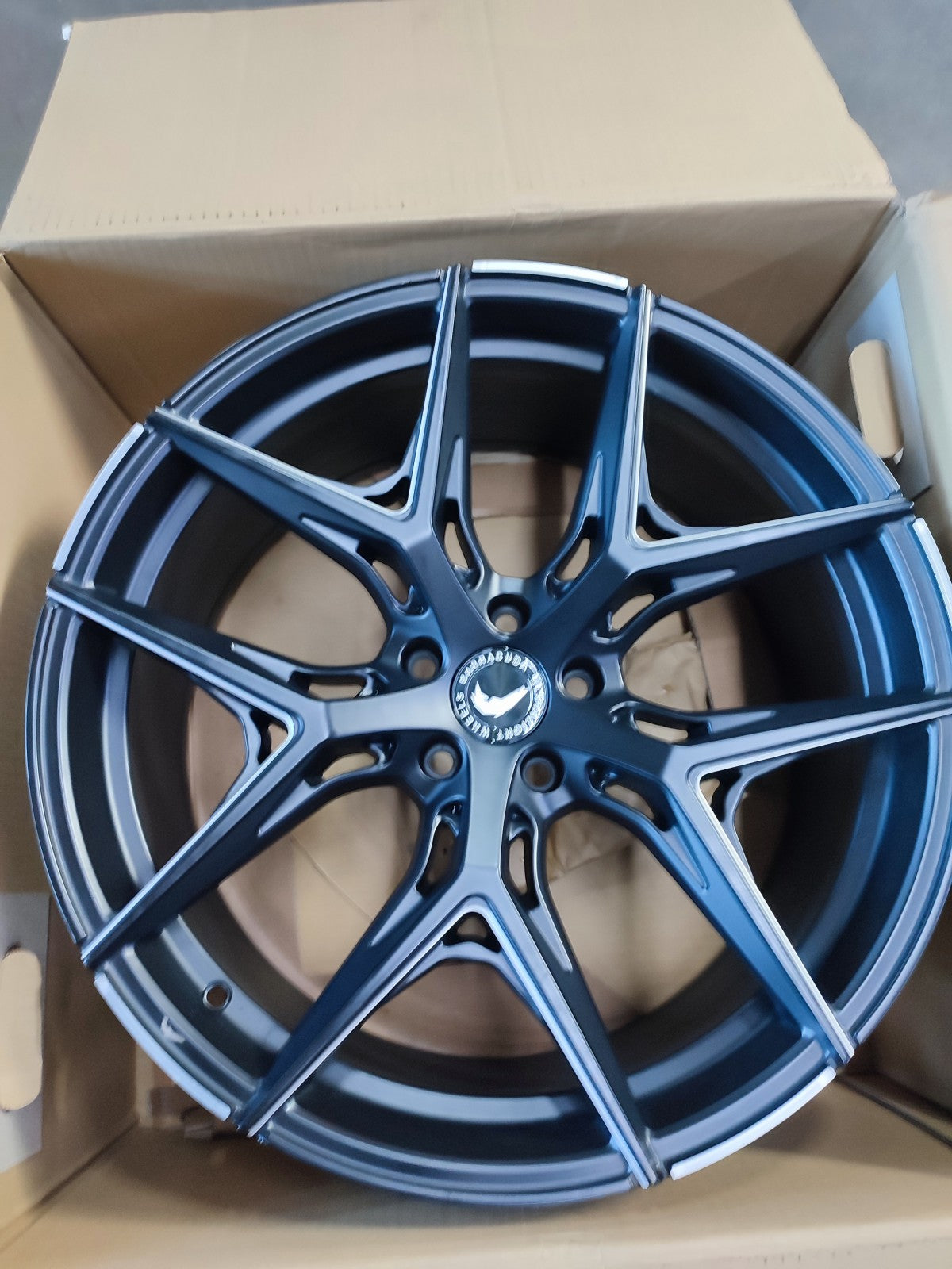 Barracuda Razzer mattblack PureSports gefräst - DEMO2 Alufelge 9.5x21 Zoll ET38 LK 5x114.3 ML73.1 – Bild 2
