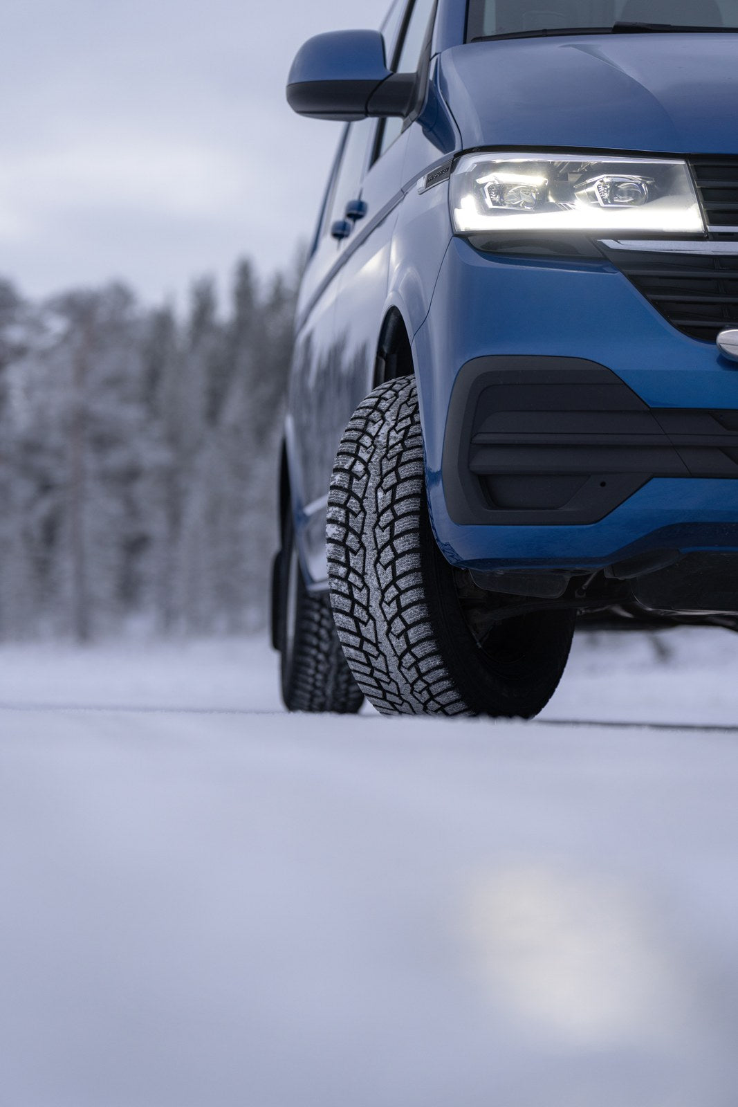 Nokian HKPL CR4 215/65R16C 109/107R – Bild 2