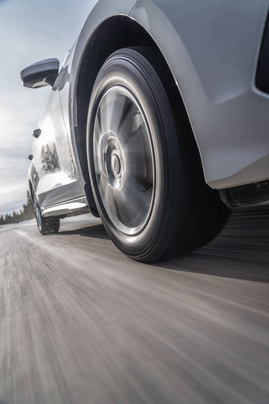 Nokian Snowproof 1 195/55 R20 95H