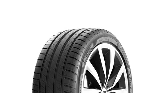 Taurus Summer 3 195/55 R20 95H